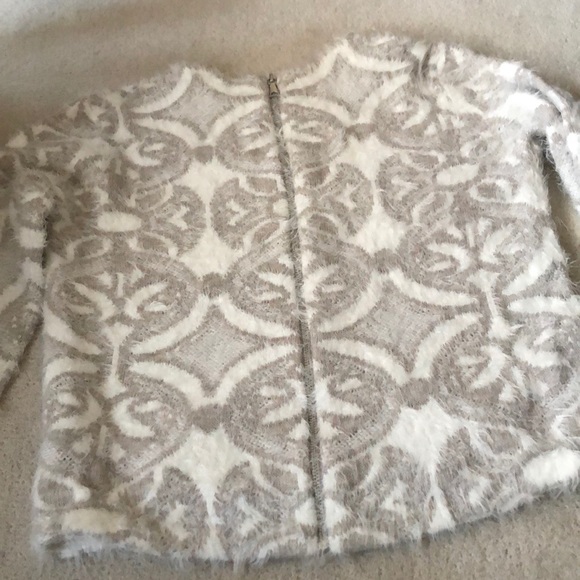 Nic+Zoe sweater! - Picture 5 of 6